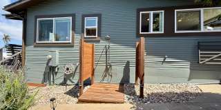 Gorgeous Fully Furnished Ocean Beach Retreat + FLEXIBLE STAY Gallery 23
