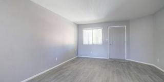2220 W DORA Street Gallery 3