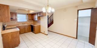 Prime Edmond Location | 3-Bed Duplex Near Boulevard & Broadway Gallery 7