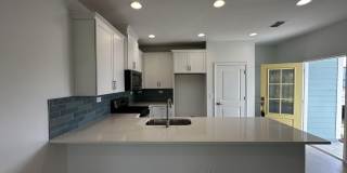 545 BRANDON LAKES Drive Gallery 7