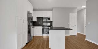 2456 North Hamlin Avenue Gallery 9
