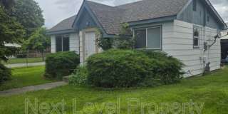1003 6th Avenue West Gallery 1