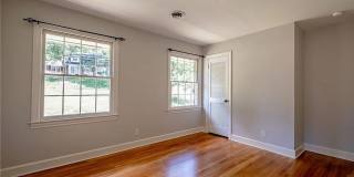 Room in 5 Bedroom Home at Kinnamon Rd Gallery 16