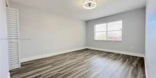 3110 N Pine Island Rd Gallery 9
