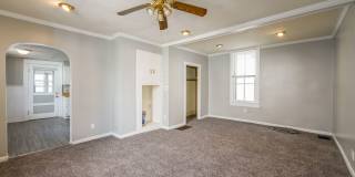 2 bedroom 1 bath house with a garage in downtown New Albany 2 bedroom 1 bath house with a garage in downtown New Albany Gallery 11