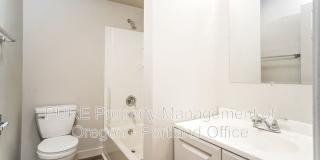 18411 E Burnside St Gallery 8