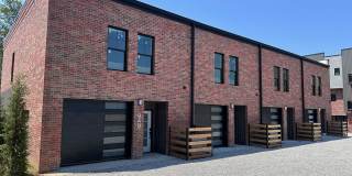 ***947 SE 10th*** Gallery 22