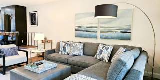 Seasonal Short-Term Venice Island Townhouse Steps from Venice Beach! Gallery 20