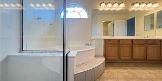 7645 Rustic Galleon Street Gallery 21