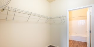 Redmond Square Gallery 29