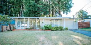 Single Level home in Arcata- Pet Friendly! Gallery 1