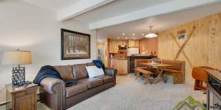 WINTER RENTAL- 2 Bedroom/1 Bath w/Washer/Dryer, 50" TV w/Netflix Utilities Inc Gallery 1