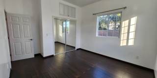 7744 Vineland Avenue Gallery 17