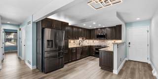 2 bed, 2 bath Available Now! Gallery 6