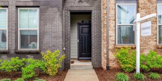 20941 BLUEBIRD Square Gallery 1