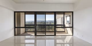 10445 Wilshire Boulevard Gallery 1