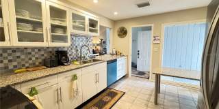 5371 CRESTLAKE BOULEVARD Gallery 9
