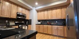 BEAUTIFUL 3 Bed 3.5 Bath Townhome in Dakota Ridge Village in North Boulder Gallery 7
