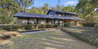 4 Bedroom, 3 Bath House on 1 Acre in Fox Grove Gallery 1