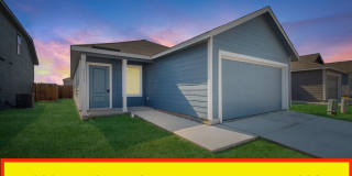 New Rent Rate! Modern 4/2 in East Central/ Sapphire Grove Gallery 1