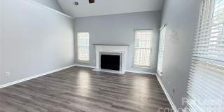 9128 Twilight Hill Court Gallery 6