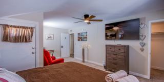 Spacious, Stylish, and Fully Furnished – Luxury 5-Bedroom Home in Henderson Gallery 22