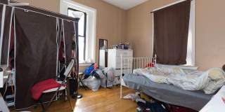 Nicely renovated 4 bed near the Green Line and BC for the upcoming school year! Gallery 14