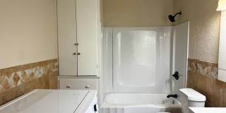 Remodeled 3 Bed 1 Bath in Kemp & Jackson! Gallery 20