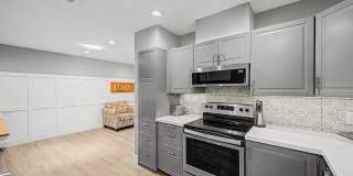 139 E HEATHER Avenue Gallery 12