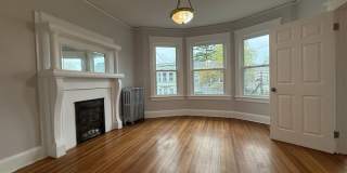 221 South Swan Street - 2 Gallery 4