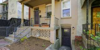 Great 3 Bedroom 2 Bath Renovated townhome in H St corridor Gallery 1