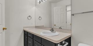 Spacious 5 Bed Kaysville Home with 3-Car Garage Gallery 41