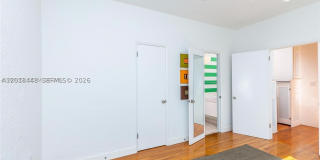732 Euclid Ave Gallery 7