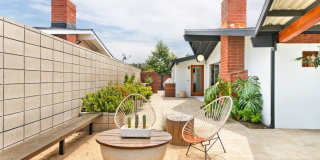 A Fully Furnished Modern Portfolio Home with a Large Backyard Oasis & 3 Comfortable Bedrooms! Gallery 23