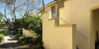 6235 SW 47TH Manor Gallery 1