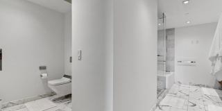 10203 Collins Avenue Gallery 14