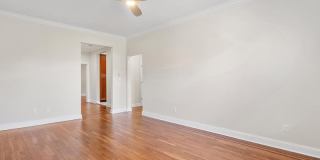 145-147 Summit Avenue Gallery 30