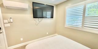 Fully Furnished Studio Near Nugget Gallery 12