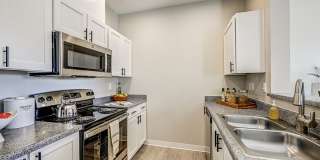 Bella Sonoma Apartment Homes Gallery 9