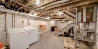 Prime Location 4BR house just off High St! Gallery 14