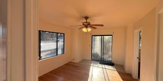 This two-bedroom, one-bath home in Upper Seaside This two-bedroom, one-bath home in Upper Seaside Gallery 7