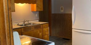 Charming 3 bedroom 1 bath Gallery 8