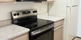 **GREAT 2 BEDROOM/2 BATHROOM/GATED CONDO IN MESA (MAIN ST & DOBSON RD)** **GREAT 2 BEDROOM/2 BATHROOM/GATED CONDO IN MESA (MAIN ST & DOBSON RD)** Gallery 1