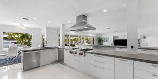 2540 MERCEDES Drive Gallery 21