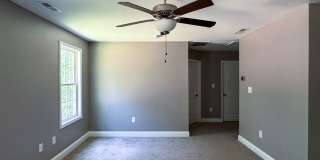 Beautiful 4 Bed 2.5 Bath Home in North Fayetteville Gallery 16