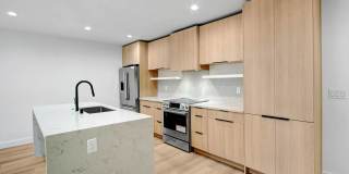 950 4th Street Gallery 13