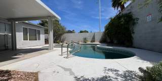 Spacious Single-Story 6-bed 3-bath Oasis with Private Pool and Spa in Spring Valley Gallery 28
