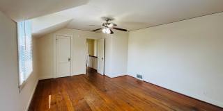 2 Bedroom 1 Bath Duplex Gallery 12