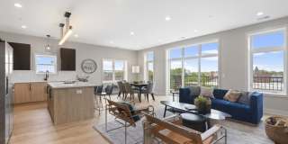 5689 North Lincoln Ave. Gallery 1