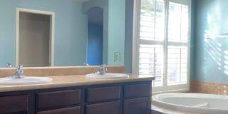 ESTRELLA POOL HOME Gallery 8